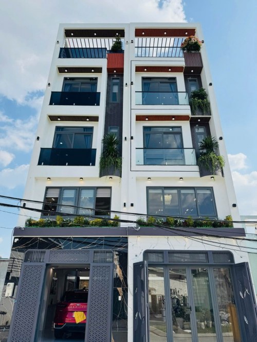 L2117 nhìn ra sông THOÁNG MÁT - nhà đẹp QUẬN 12