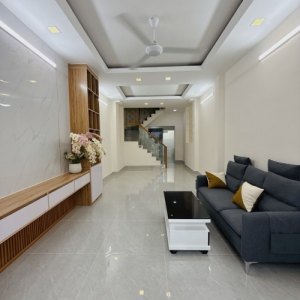 L2431* TÒ MÒ nhà Bình Thạnh 69m2, mới ở ngay giá chỉ 8.x tỷ?