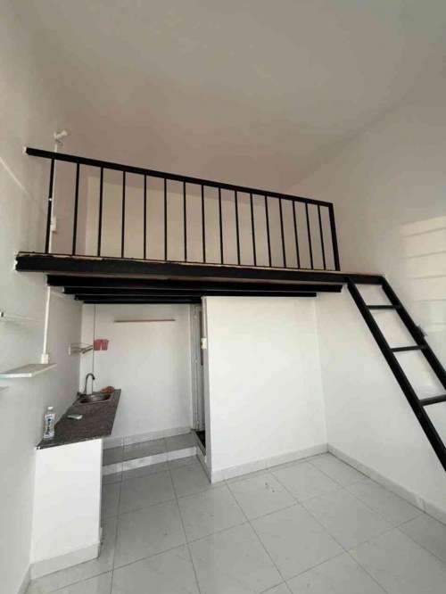 D2439* Nhà 3 tầng sát Chợ Xóm Mới Gò Vấp - 6.x tỷ