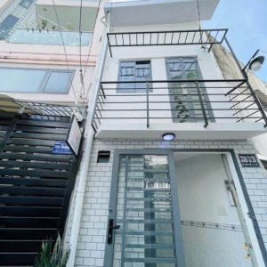 [K2448] Cực hiếm! Nhà Bình Thạnh cách hẻm xe hơi đúng 1 căn. Giá ngộp 1.x tỷ