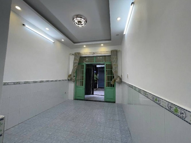 [K2460*] khan hiếm! Nhà HXH Tân Bình sát khu công nghiệp giá chỉ 5.x tỷ