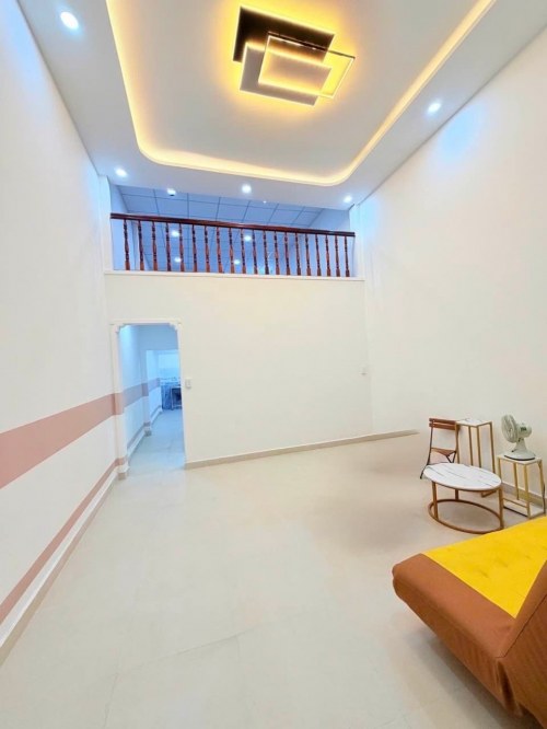[L2461*] Nhà 3PN hẻm Phạm Văn Bạch gần chợ Tân Trụ, chỉ 5.x tỷ