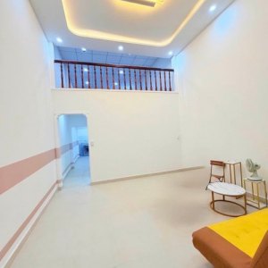 [L2461*] Nhà 3PN hẻm Phạm Văn Bạch gần chợ Tân Trụ, chỉ 5.x tỷ