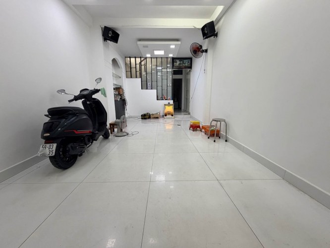[L2479] Cực hiếm có nhà 4 tầng hẻm ô tô Lê Quang Định, 12.x tỷ