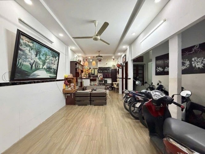 D2487* CHDV dòng tiền MT kênh dự phóng Nguyễn Xí, 6.x tỷ