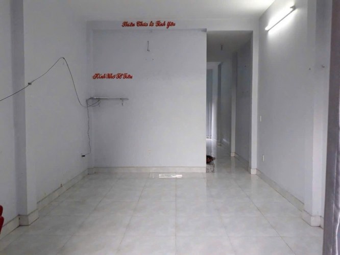 [L2539*] SHR 68m2 vuông vức sát Ngã Tư Ga 3.x tỷ