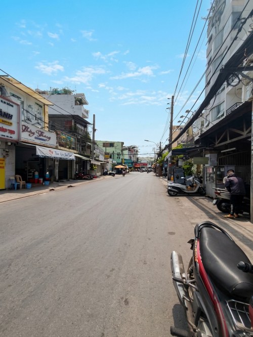 [O2606] Đất Trống MT 9m Thông gần ĐH Văn Lang 2, Giá 31.x Tỷ