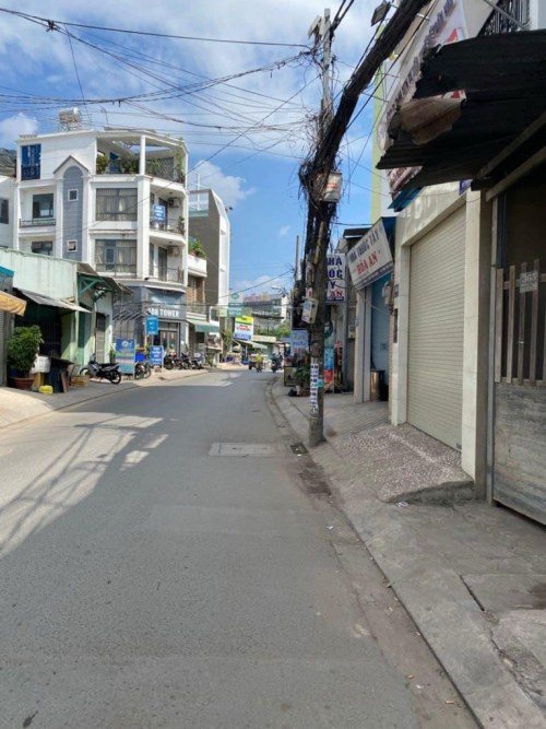 [O2624*] MT Đường 8m thông gần cầu Bình Lợi, giá 18.x tỷ