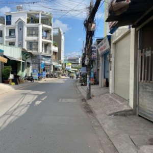 [O2624*] MT Đường 8m thông gần cầu Bình Lợi, giá 18.x tỷ