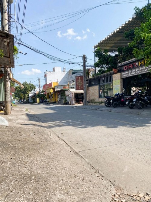 [O2636*] Bán Đất Tặng Villa 3T ngay sát Ngã Tư Ga 18.x Tỷ
