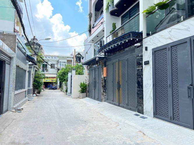 [T2691*] Nhà trọ hẻm ô tô thông sát Chợ Cầu - giá rẻ 6.x tỷ