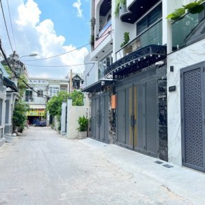 [T2691*] Nhà trọ hẻm ô tô thông sát Chợ Cầu - giá rẻ 6.x tỷ