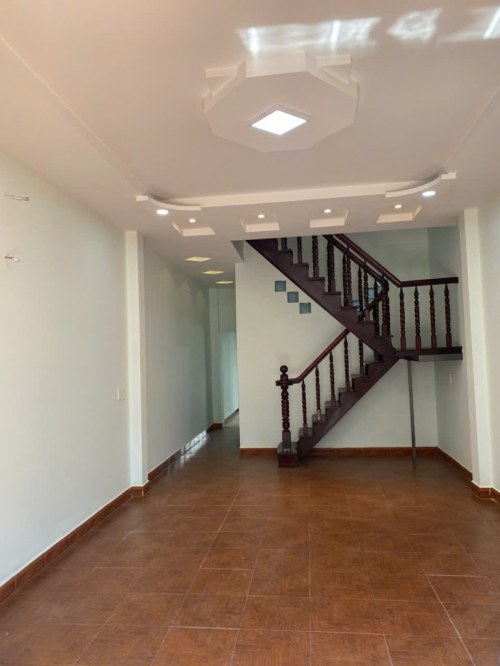 [KH068*] Cơ hội mua nhà sát chợ Lạc Quang hẻm xe hơi 7.x tỷ