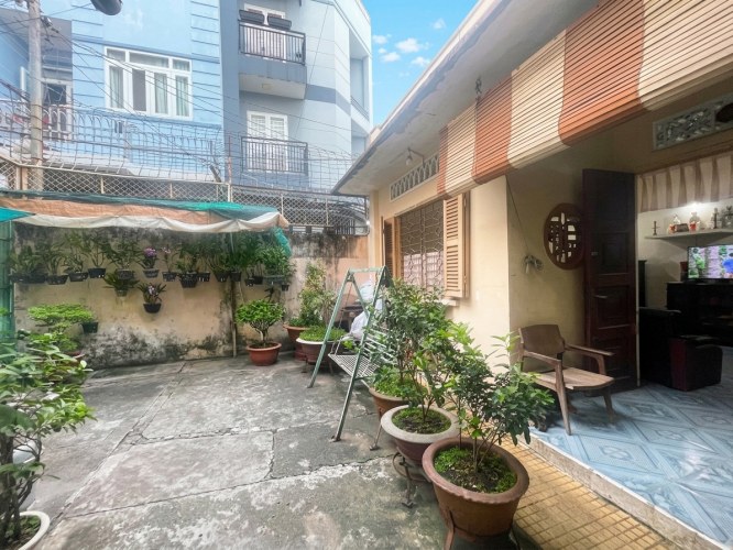 O2796* NHÀ 242M2 7PN sát NGÃ 6 GÒ VẤP GIẢM SẬP SÀN - GIÁ 2X TỶ