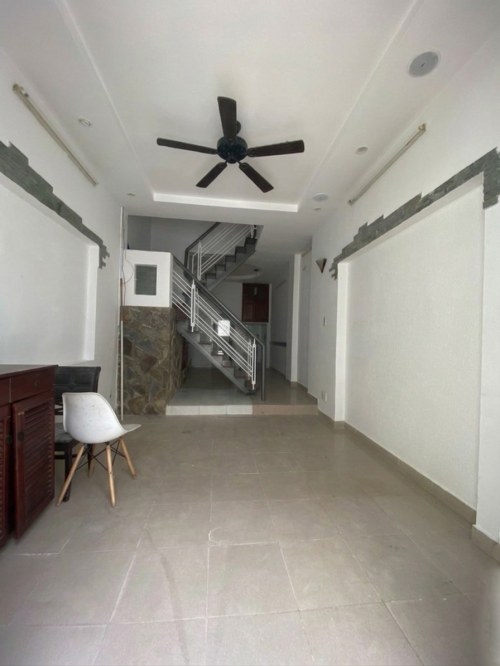 [O2830*] Nhà 2T 2PN sát Ngã 6 Gò Vấp, sổ hồng riêng vuông tốt - Giá 3.x tỷ