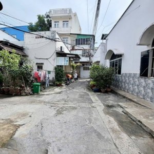T5892 | SHR hậu nở gần Chợ Xóm Mới | Giá 2.x Tỷ