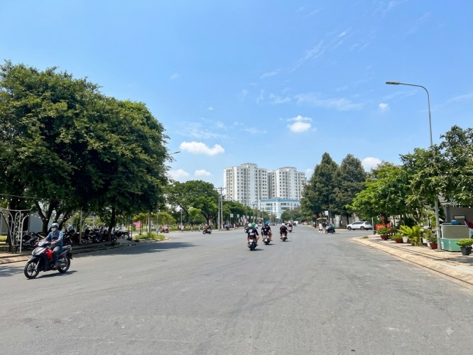 [KH106*] Nhà mặt tiền DD4 gần CV An Sương buôn bán đẹp, 11.x tỷ