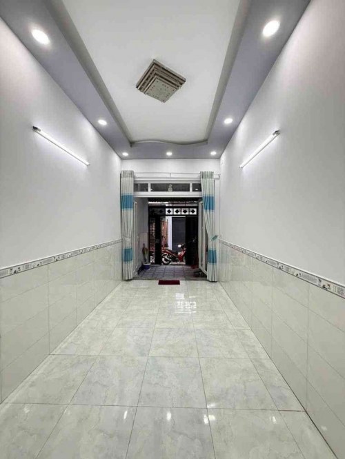 D2878* Nhà hẻm XH 60m2 hậu nở sát chợ Xóm Mới - Giá 4.x tỷ