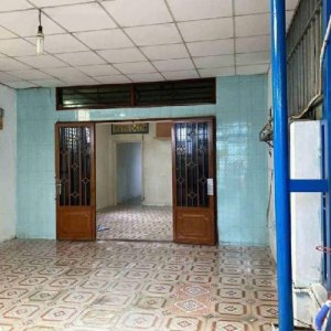 [T2892*] Nhà đất vuông A4 nở hậu tài lộc sát Chợ Hóc Môn 2.x tỷ