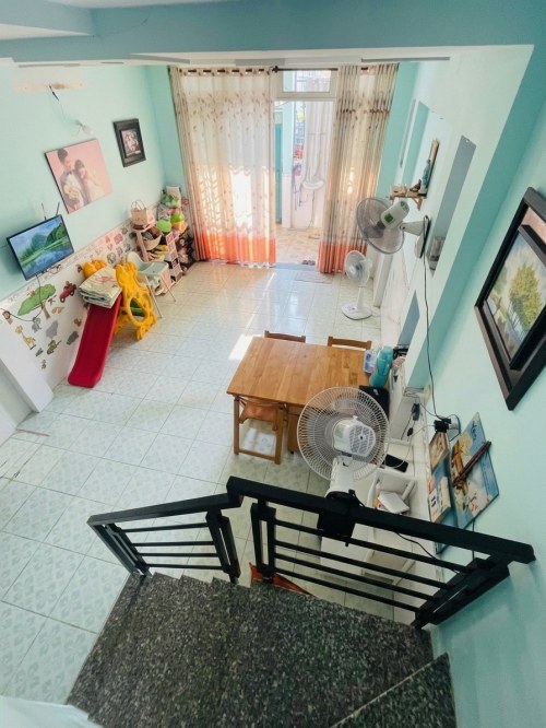 [DB123*] hẻm XH thông gần Chợ Lạc Quang, 4x11m, 2T, 3.x tỷ