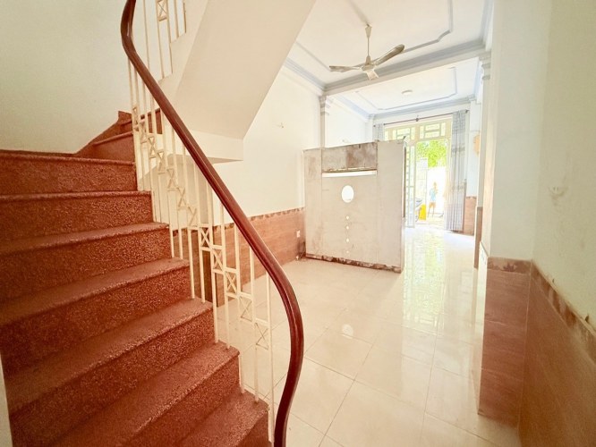 [L2936] Nhà 3 tầng đắc địa gần Chợ Xóm Mới Đ. Số 9 - 9.x tỷ