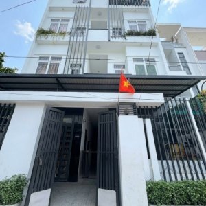 H2968* CHDV 28P NGANG 9M KHỦNG gần CẦU BẾN PHÂN - GIÁ 20.X TỶ