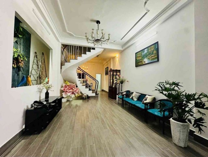 [L2983] Nhà 3 tầng ngang 5.6m Hẻm Ôtô Phan Huy Ích - Giá 5.x tỷ