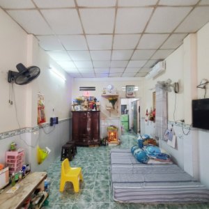 D3151 GIẢM TUỘC PHANH Nhà lô đất vuông Phan Văn Hân Chỉ 10.x Tỷ
