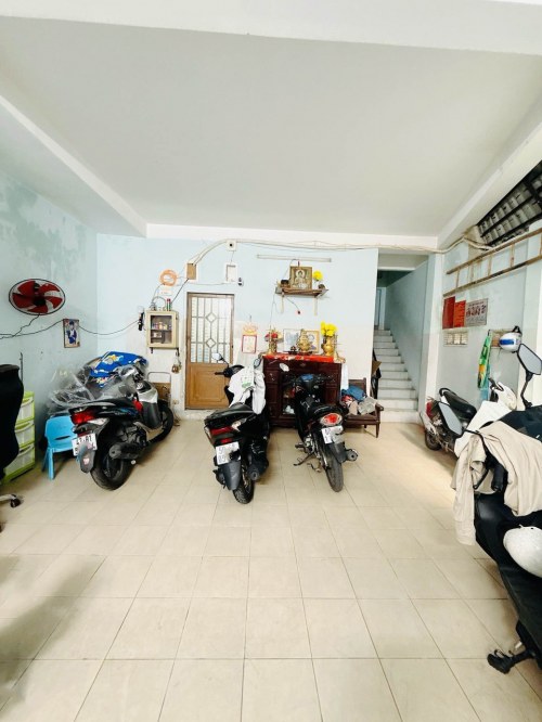 H3152 GIẢM KHÔNG PHANH Nhà Ngang 6.3m Điện Biên Phủ Chỉ 8.x Tỷ