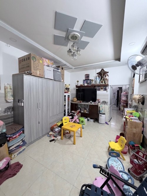 K3160 Nhà đất vuông vức gần Đ.Học Ngoại Thương 2 Chỉ 10.x Tỷ
