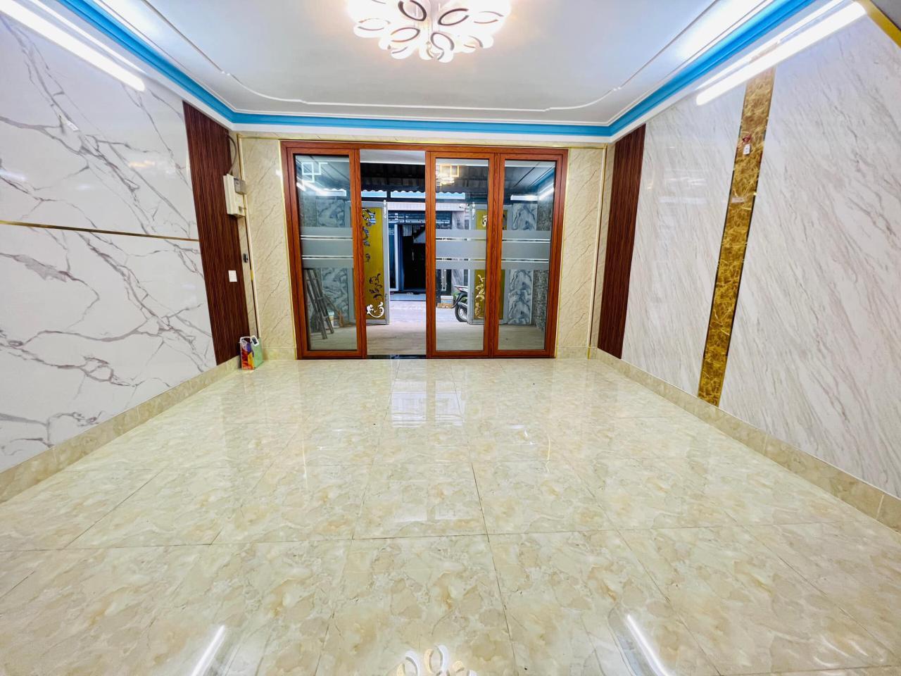 Bán nhà Huỳnh Văn Nghệ Phường 12 Quận Gò Vấp, 3 tầng, Đường 2.5m, giá giảm còn 6.x tỷ